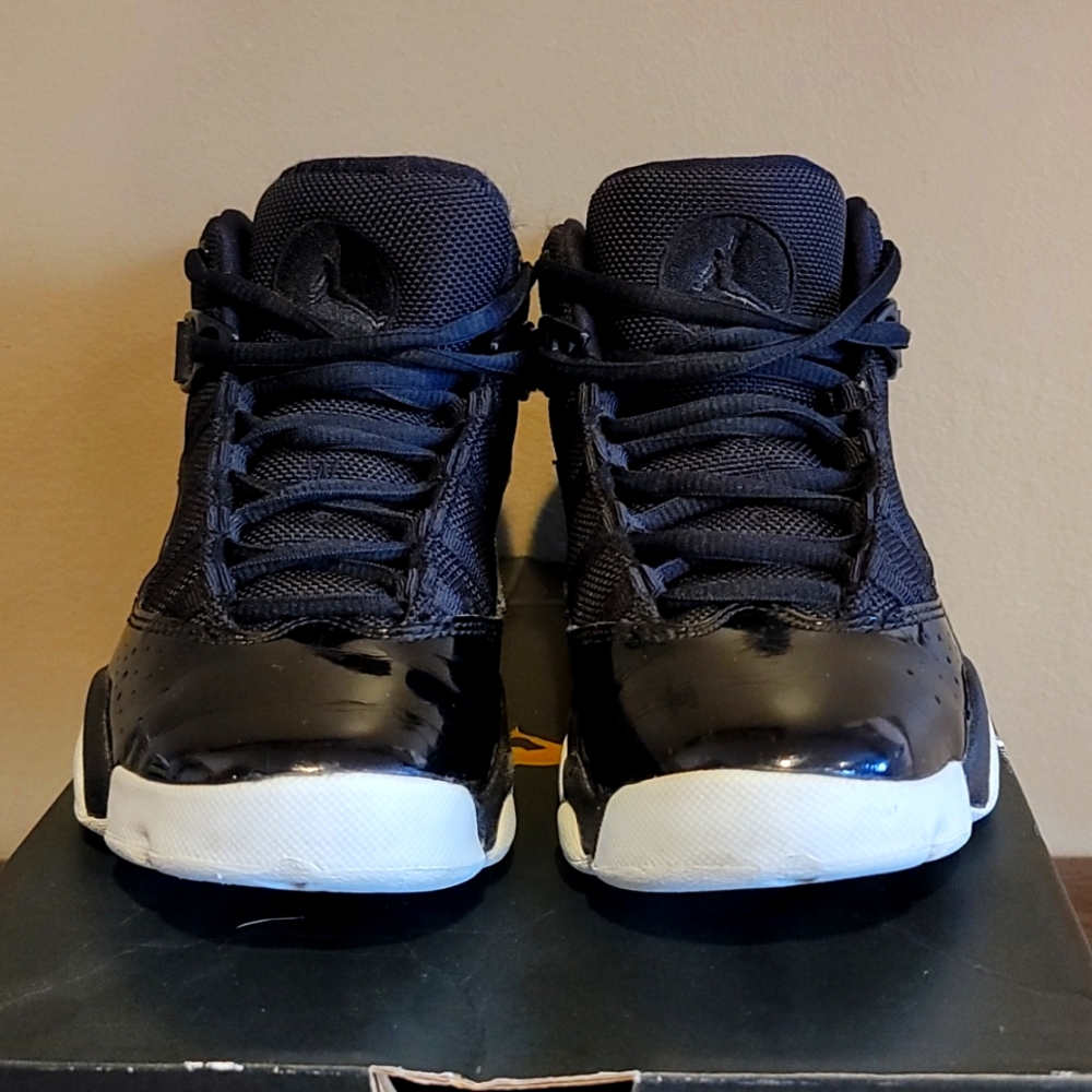 Jordan 6 Rings boys sz 13.5 Black White